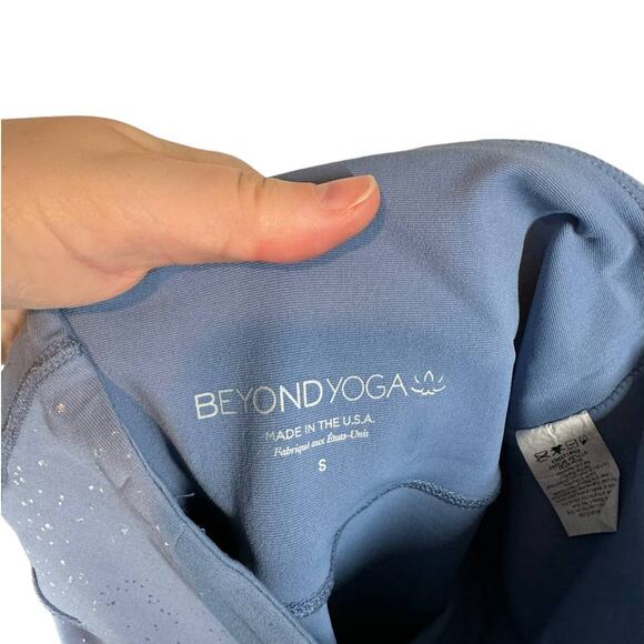 Beyond Yoga High Waist Alloy Ombre Midi Legging Serene Blue‎ Silver Small - Picture 8 of 11